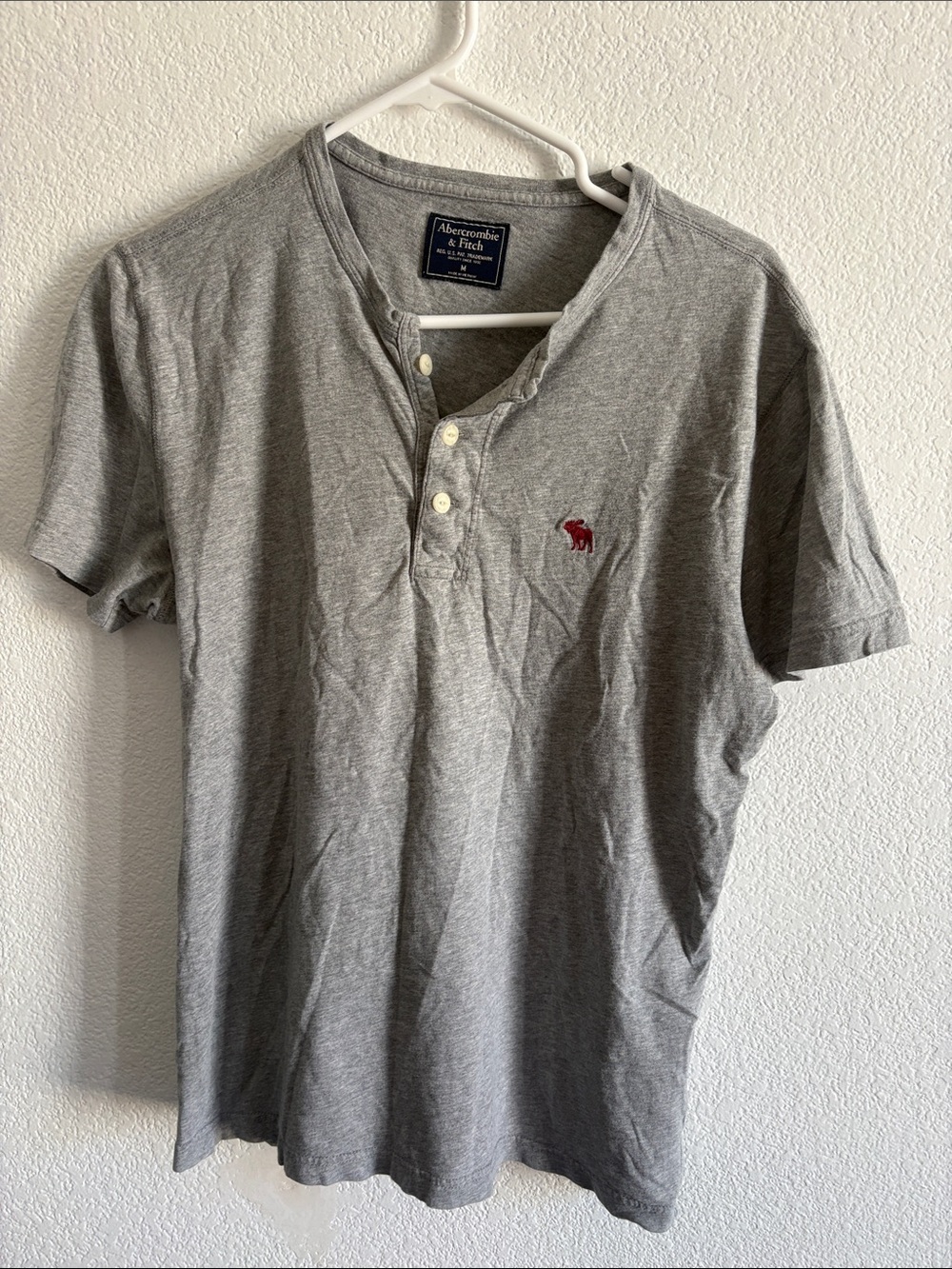 Abercrombie & Fitch Gray Short-Sleeve Henley with Red Moose Logo